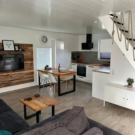 Holiday home Zee-tijd