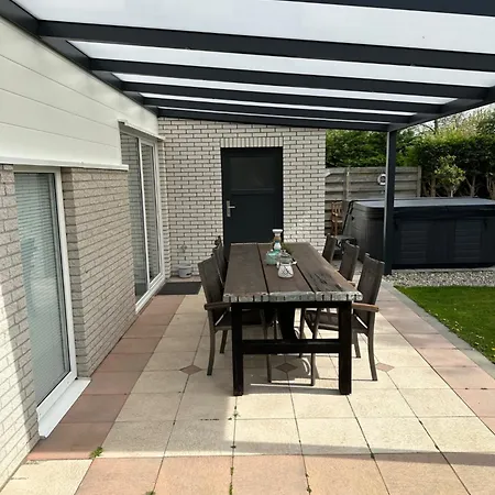 Zee-tijd Holiday home Herkingen