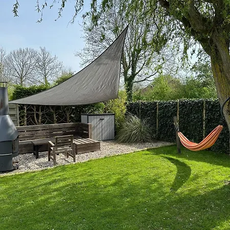 Holiday home Zee-tijd Herkingen