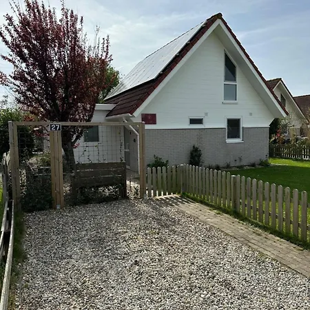 Zee-tijd Holiday home